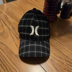 Hurley black, grey, & white striped hat w/ white embroidery in great condition